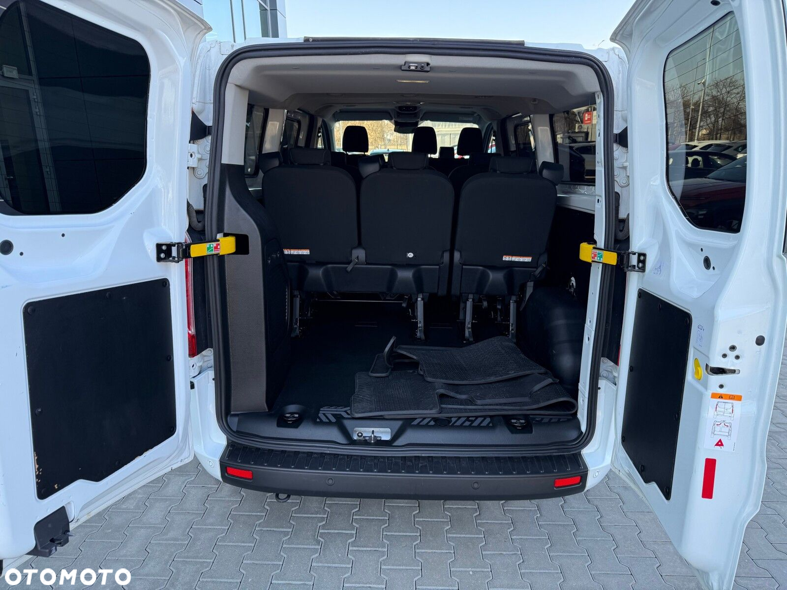 Ford Transit Custom Kombi 2.0 EcoBlue 320 L2H1 Trend M1 - 12