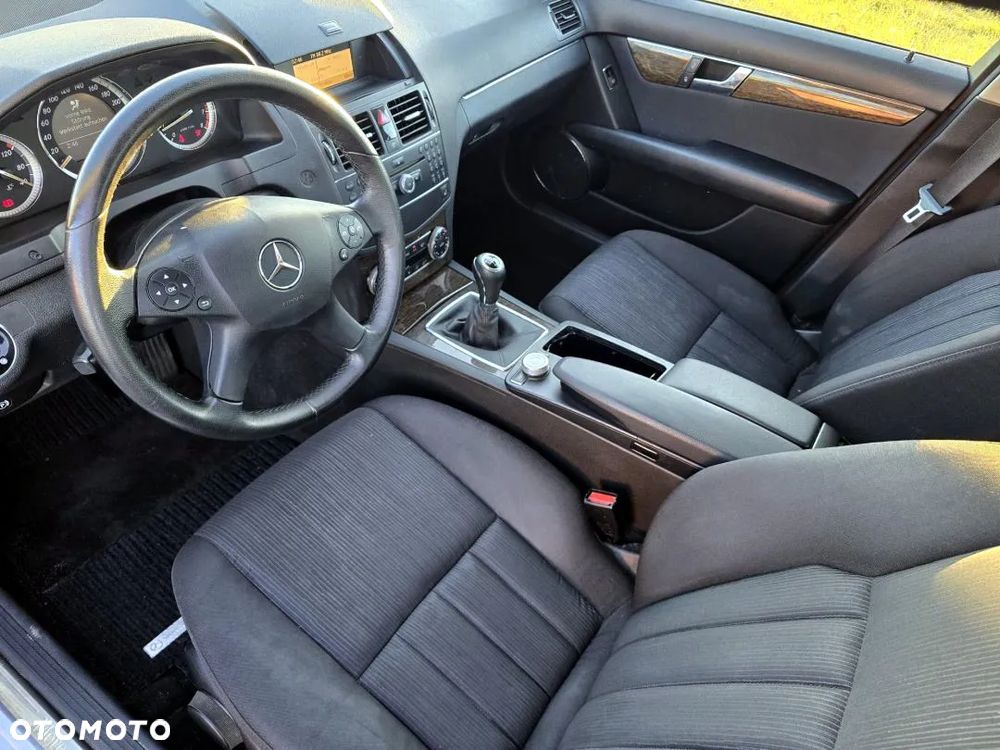 Mercedes-Benz Klasa C 180 Kompressor Avantgarde - 18