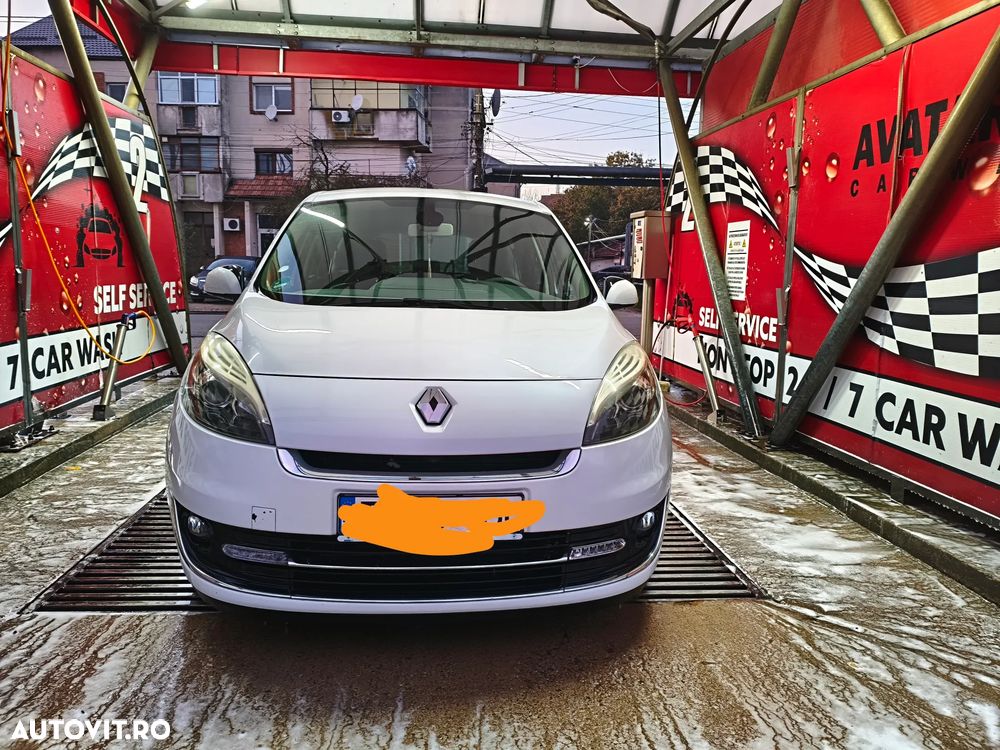 Renault Grand Scenic 2012 photo 5