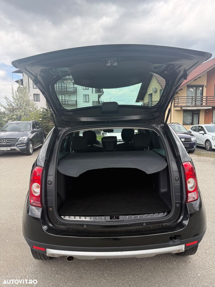 Dacia Duster 1.6 16V 4x4 Prestige - 9