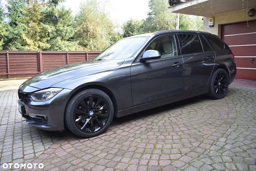 BMW Seria 3 320d xDrive Modern Line - 7