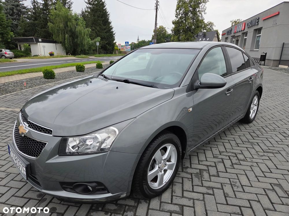 Chevrolet Cruze 1.8 LT - 4