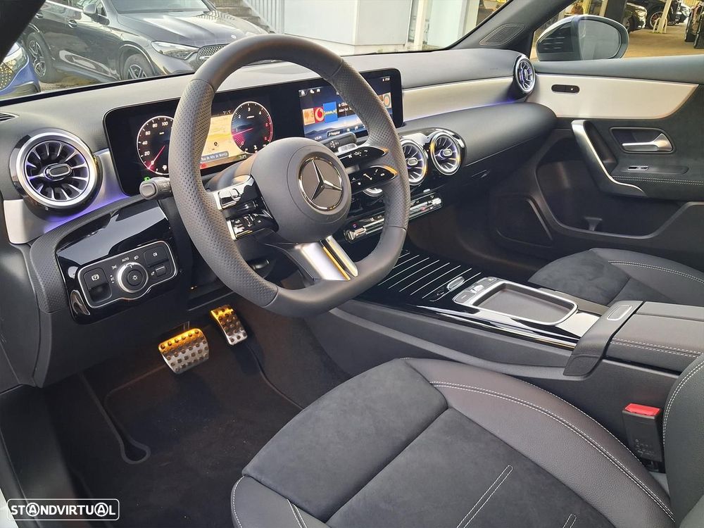 Mercedes-Benz A 180 - 10