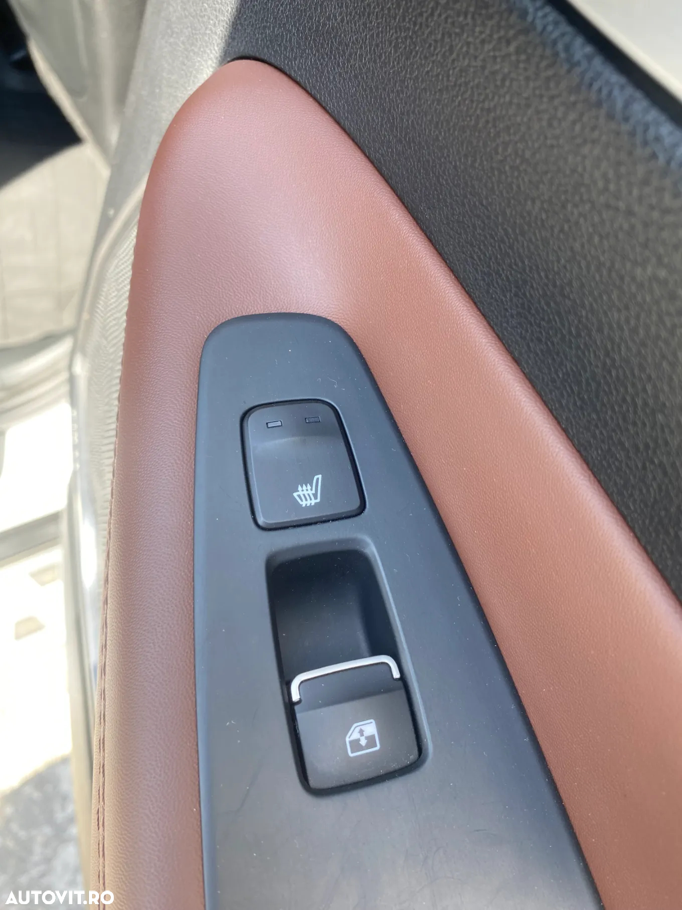 Hyundai Santa Fe Hybrid 1.6 l 230 CP 4WD 6AT Luxury - 17