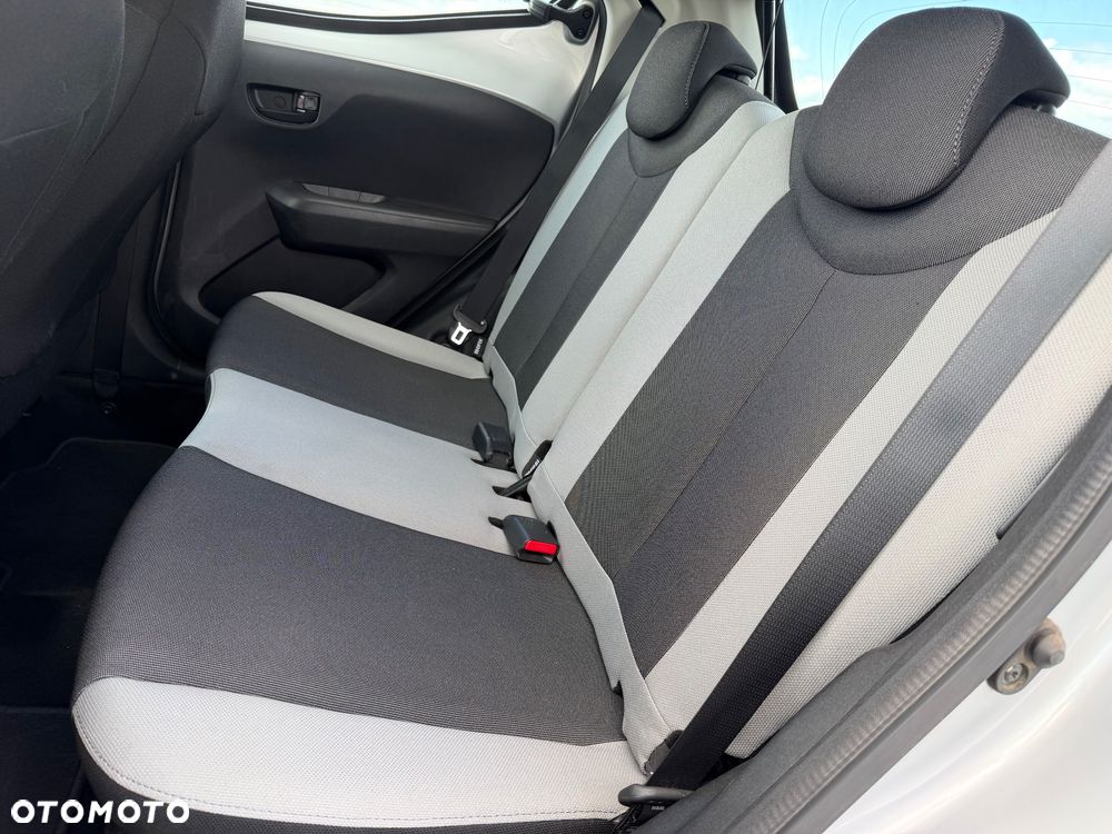 Toyota Aygo 1.0 VVT-i Sprint EU6 - 26