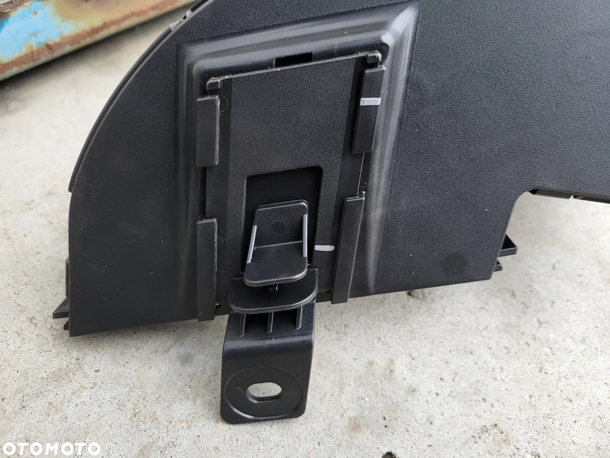 Wlot powietrza rezonator Peugeot 208 2008 C3III  NOWY - 2