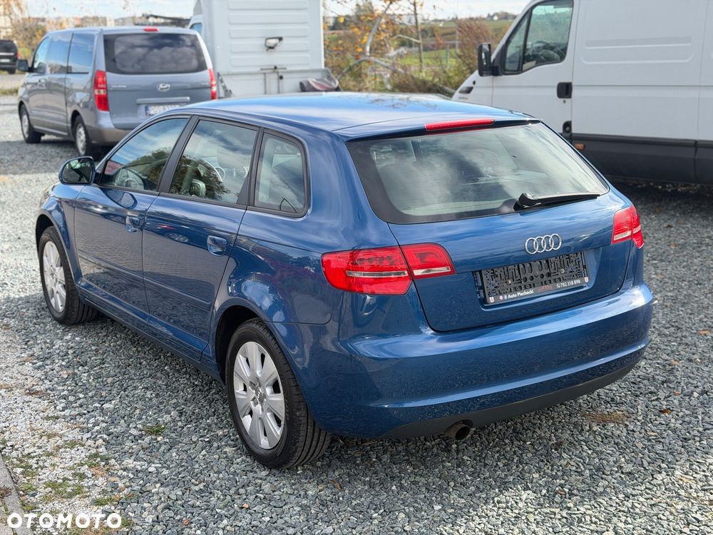 Audi A3 Sportback - 18