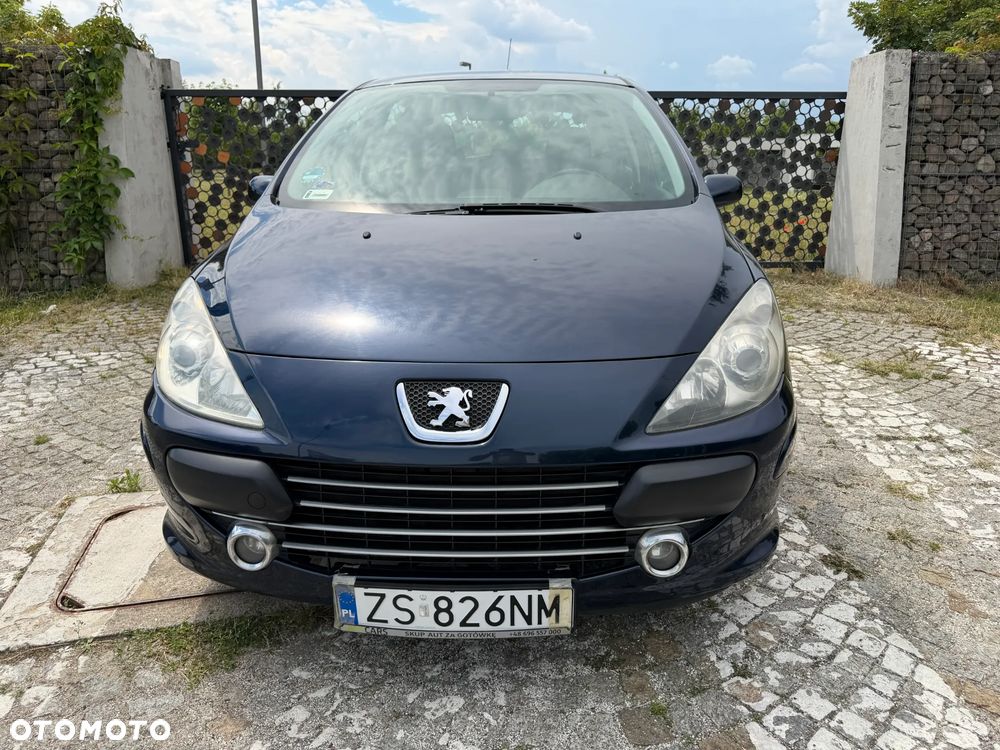 Peugeot 307 HDi 90 Filou - 11