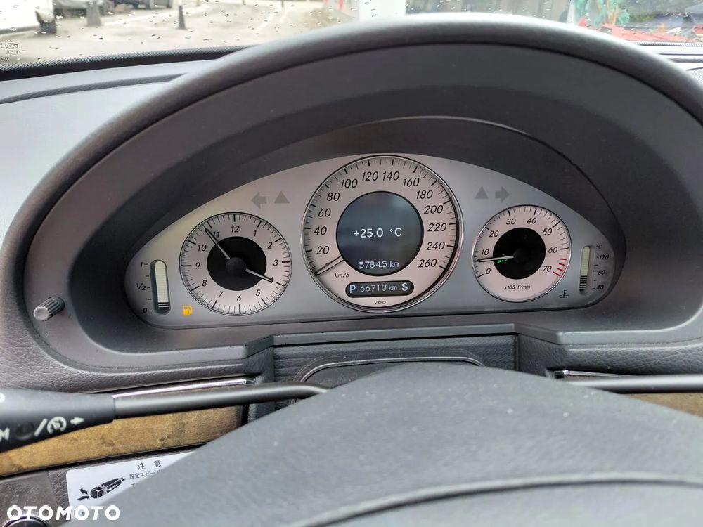 Mercedes-Benz Klasa E 350 7G-TRONIC Avantgarde - 12