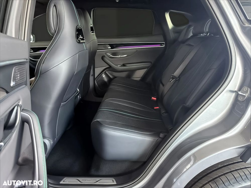 Byd Seal U DM-i PHEV Boost - 18