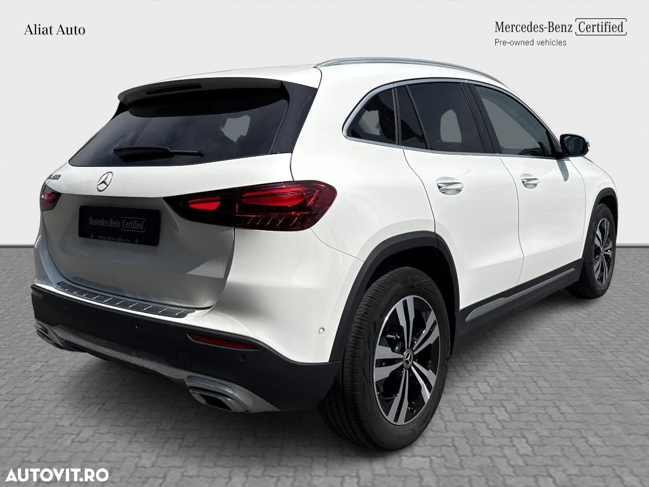 Mercedes-Benz GLA - 5