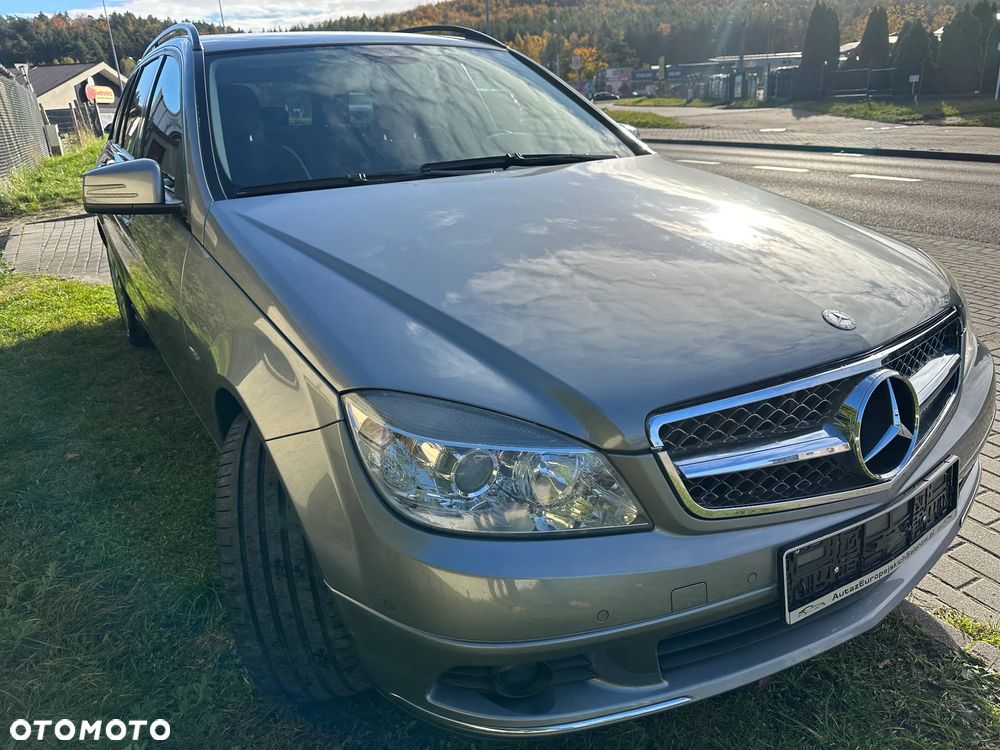 Mercedes-Benz Klasa C 180 T BlueEFFICIENCY 7G-TRONIC - 10