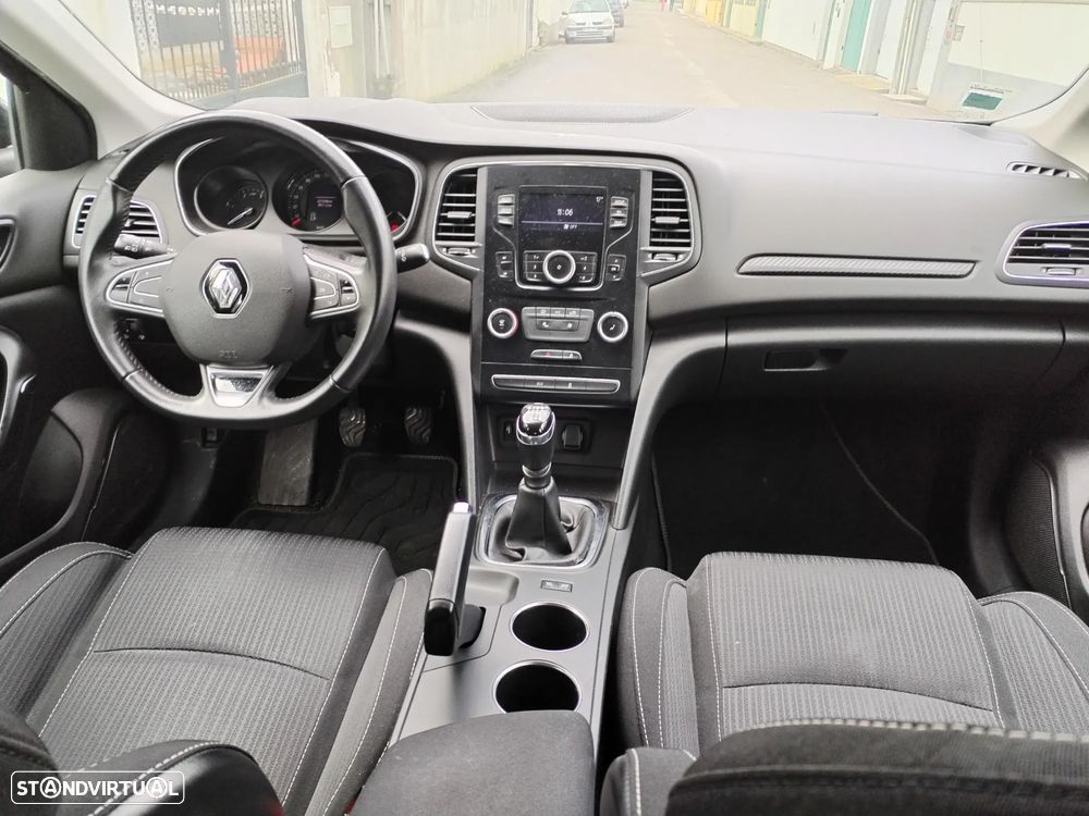 Renault Mégane Sport Tourer 1.5 dCi Zen ECO - 4