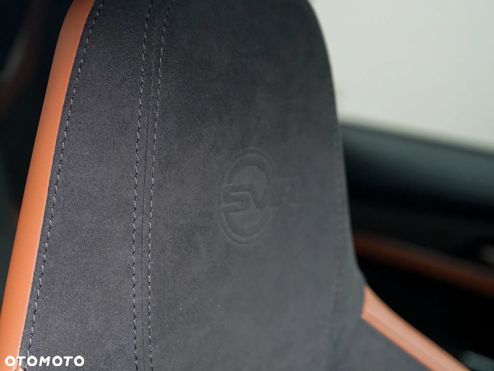 Jaguar F-Pace 5.0 V8 P550 AWD SVR - 28