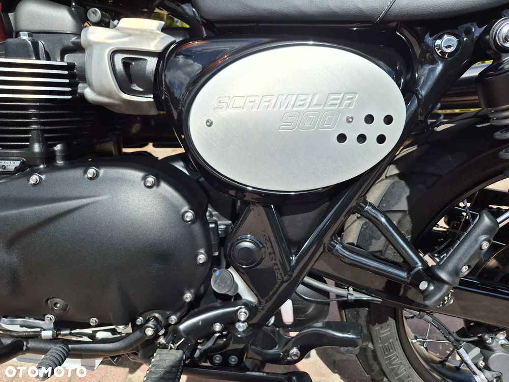 Triumph Scrambler - 15