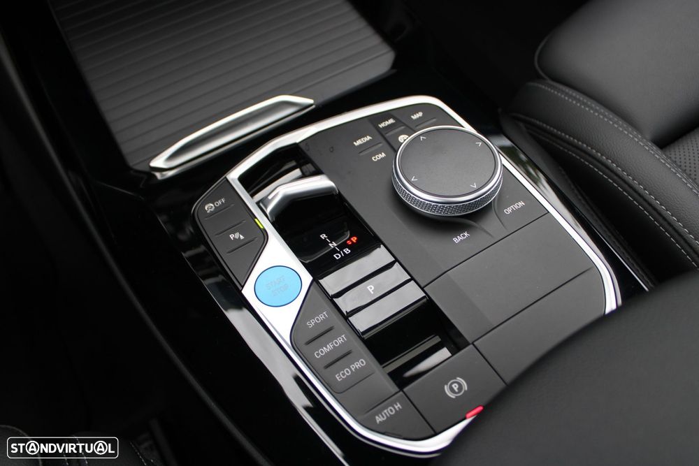 BMW iX3 M Sport Inspiring - 31