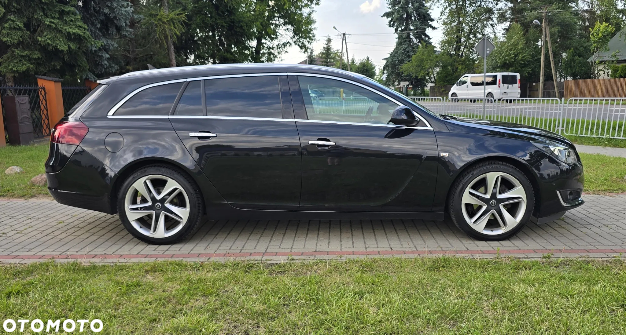 Opel Insignia 2.0 CDTI Sports Tourer - 3