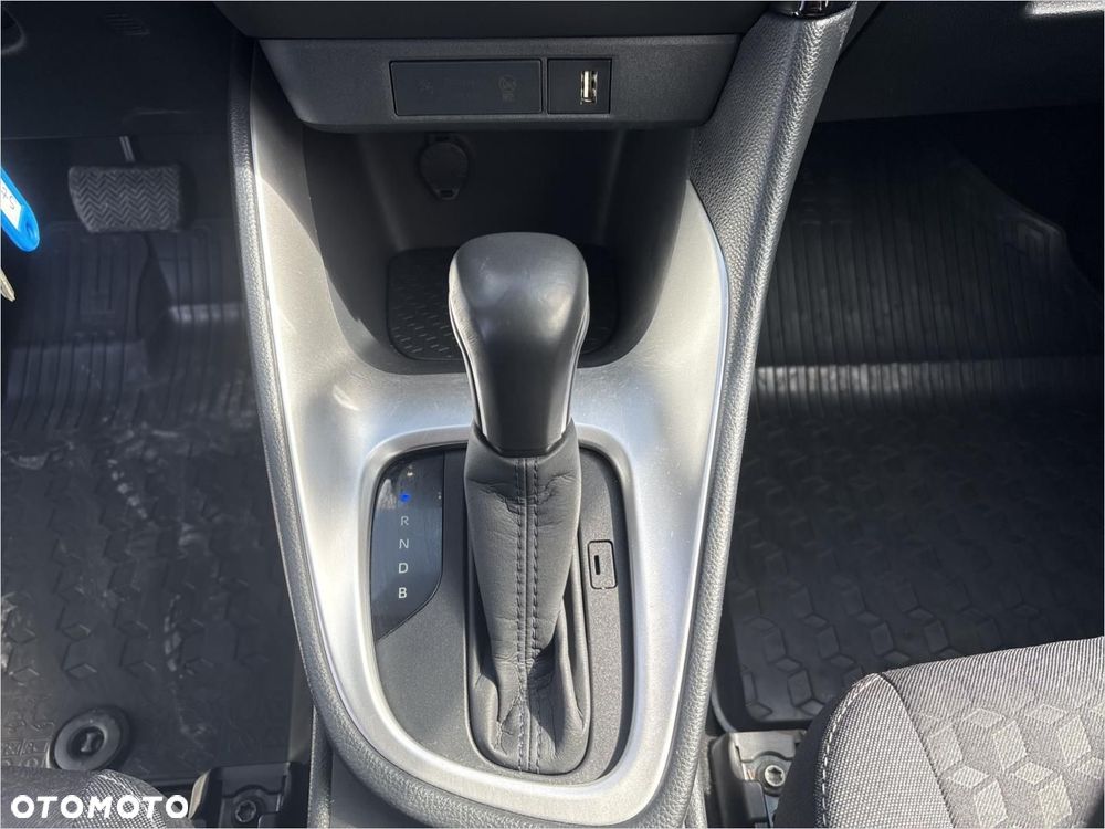 Toyota Yaris Hybrid 1.5 Comfort - 14