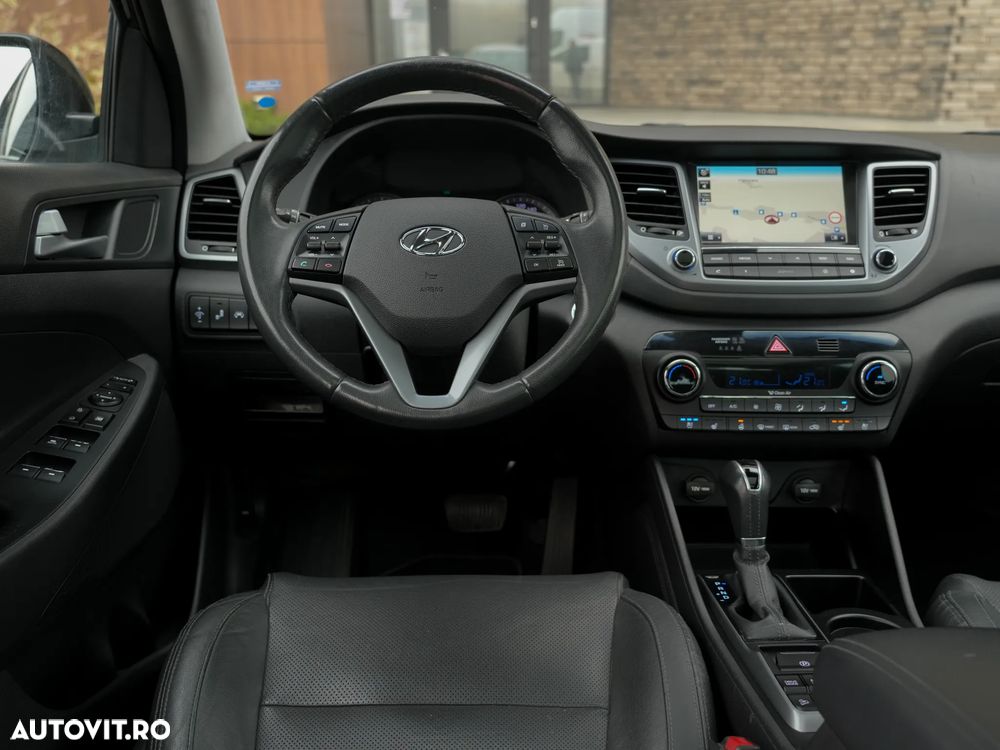 Hyundai Tucson blue 1.7 CRDi 2WD DCT Premium - 11