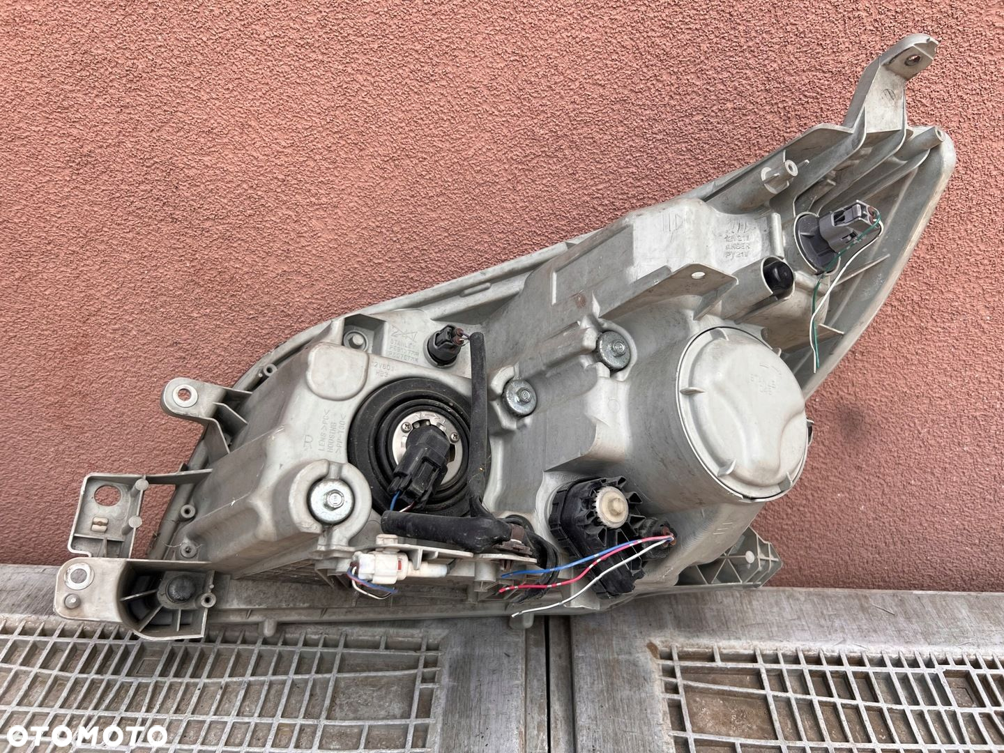 Lampa przednia DAIHATSU TERIOS II LIFT PRAWA EUROPA ORYGINALNA - 2
