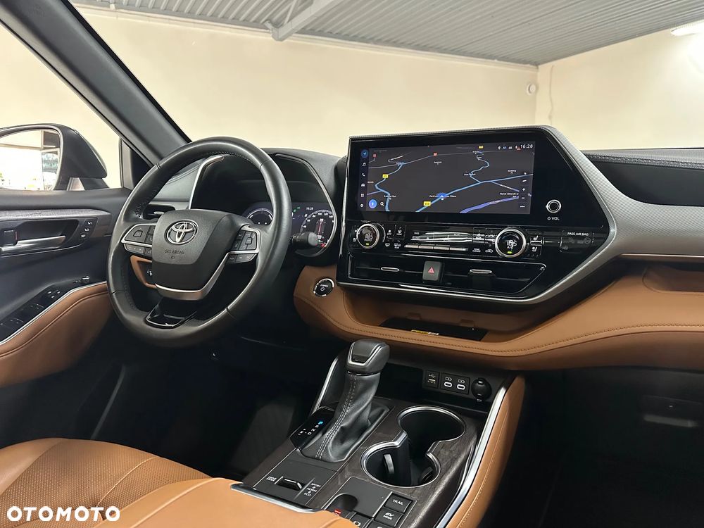 Toyota Highlander 2.5 Hybrid Executive Style - 22
