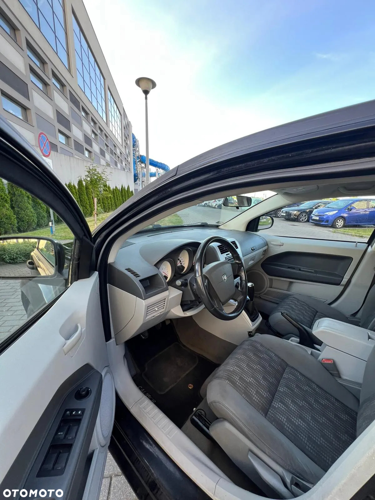 Dodge Caliber 1.8 SE - 10