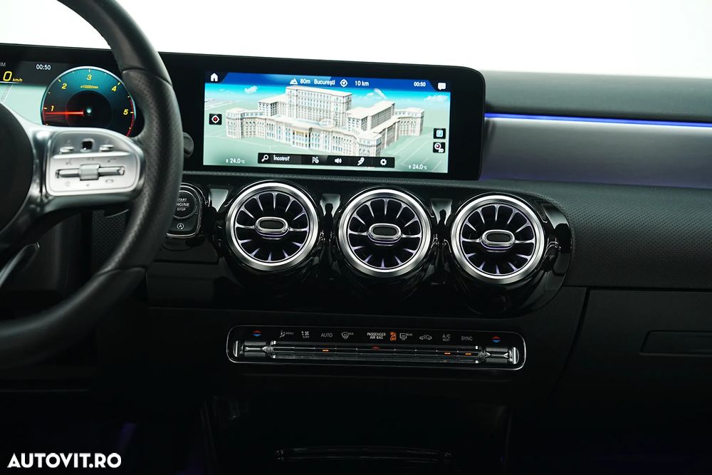 Mercedes-Benz A 180 d Sedan 7G-DCT AMG Line - 20