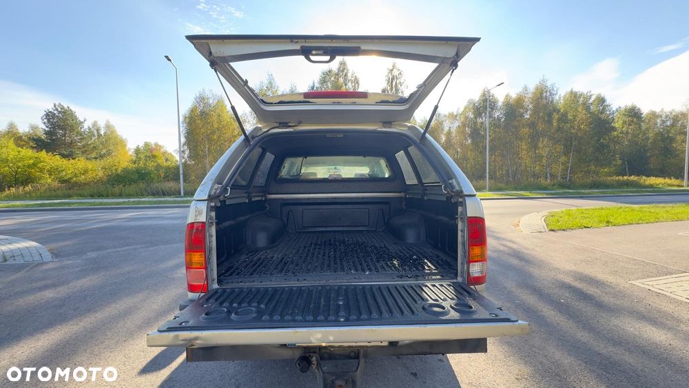 Toyota Hilux 3.0 D-4D Sol - 11