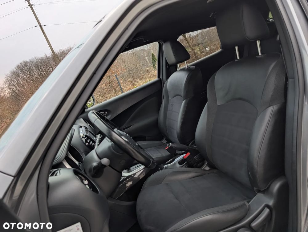 Nissan Juke 1.6 N-Connecta Xtronic EU6 - 14