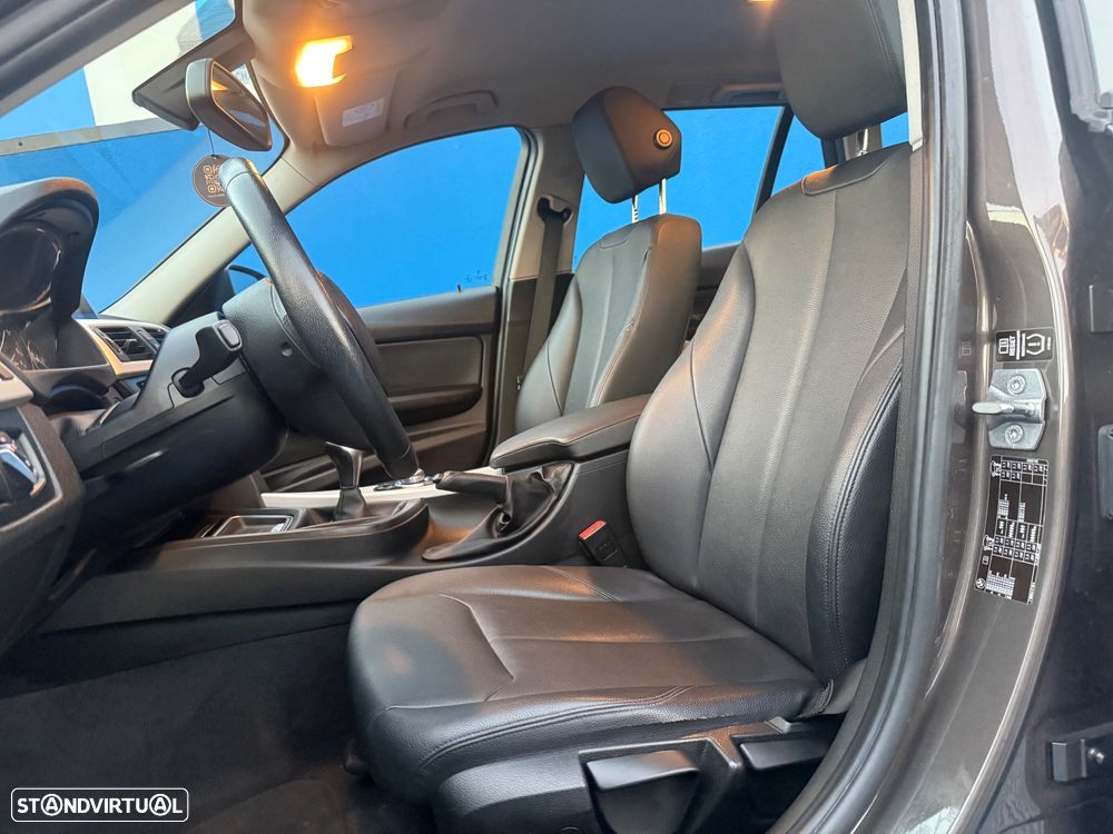 BMW 316 d Touring Line Luxury - 8