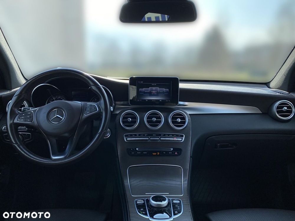 Mercedes-Benz GLC 220 d 4-Matic - 4