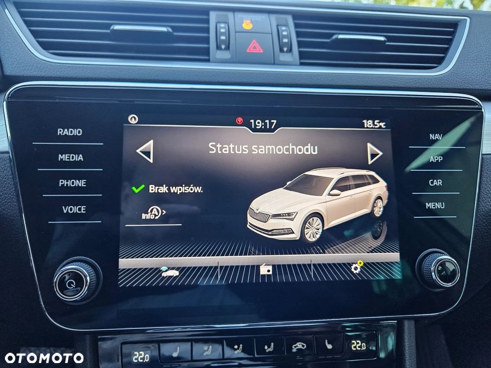 Skoda Superb 2.0 TDI DSG Ambition - 30