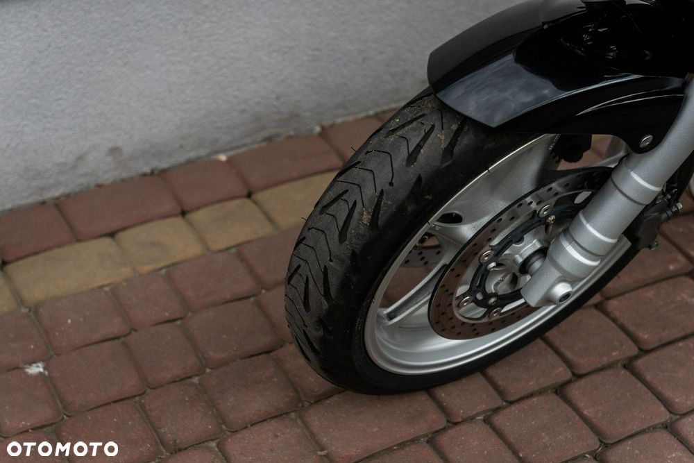 Yamaha FZ - 9