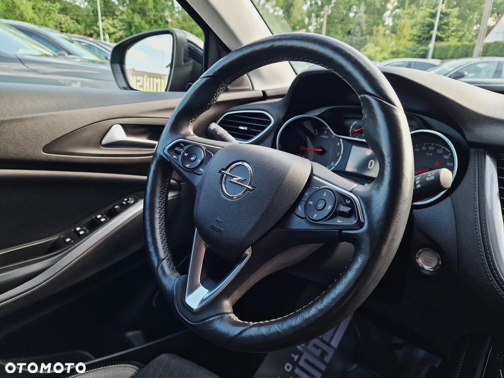 Opel Grandland X 1.6 Start/Stop Automatik Business Elegance - 28