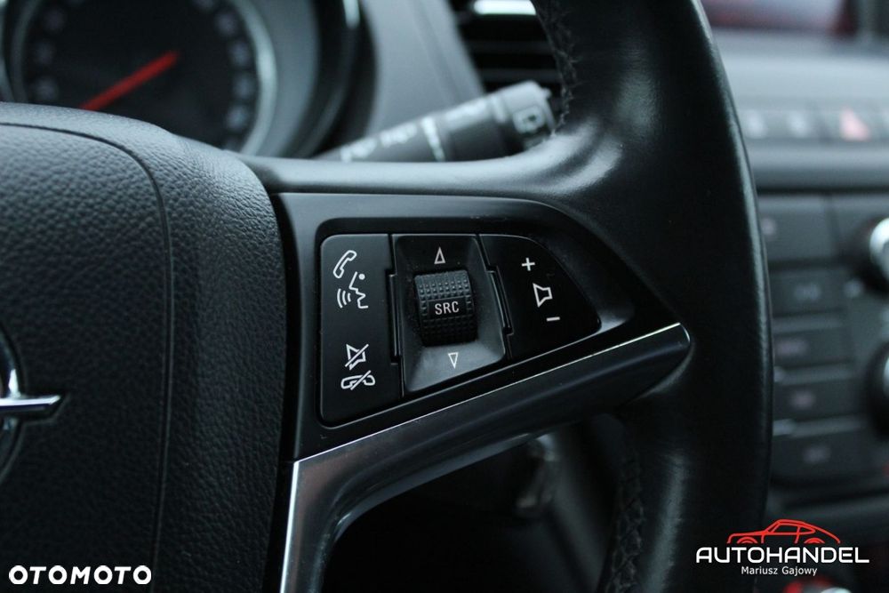 Opel Insignia - 14
