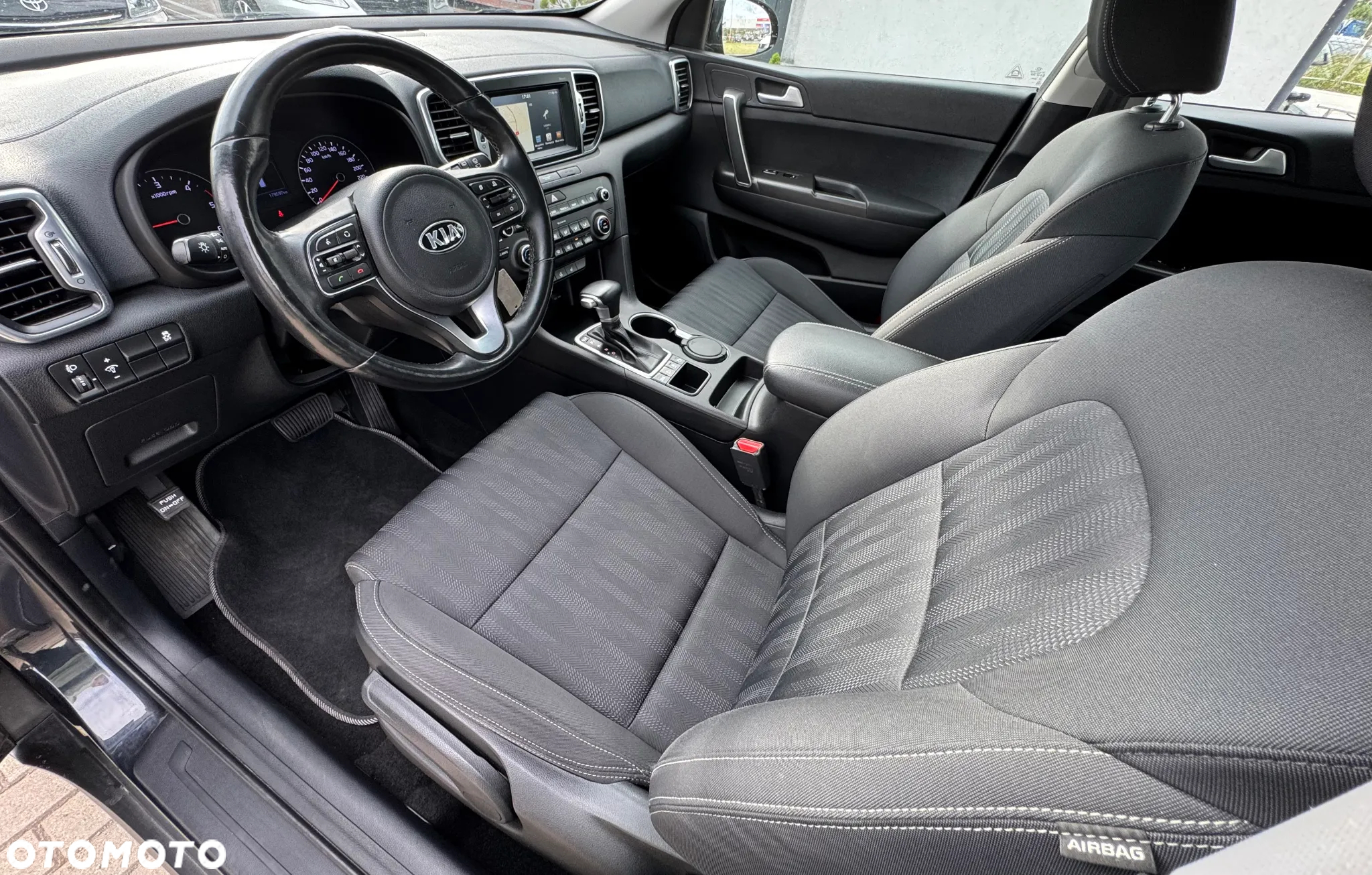 Kia Sportage - 12