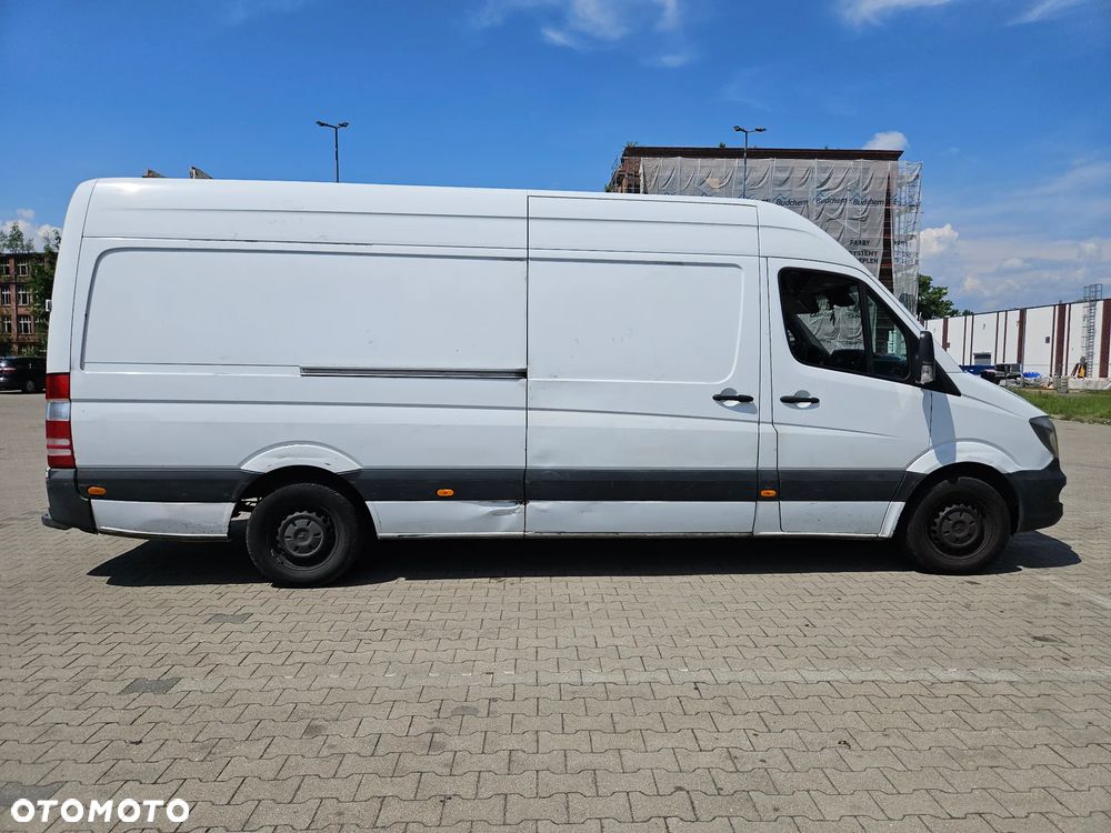 Mercedes-Benz Sprinter - 17