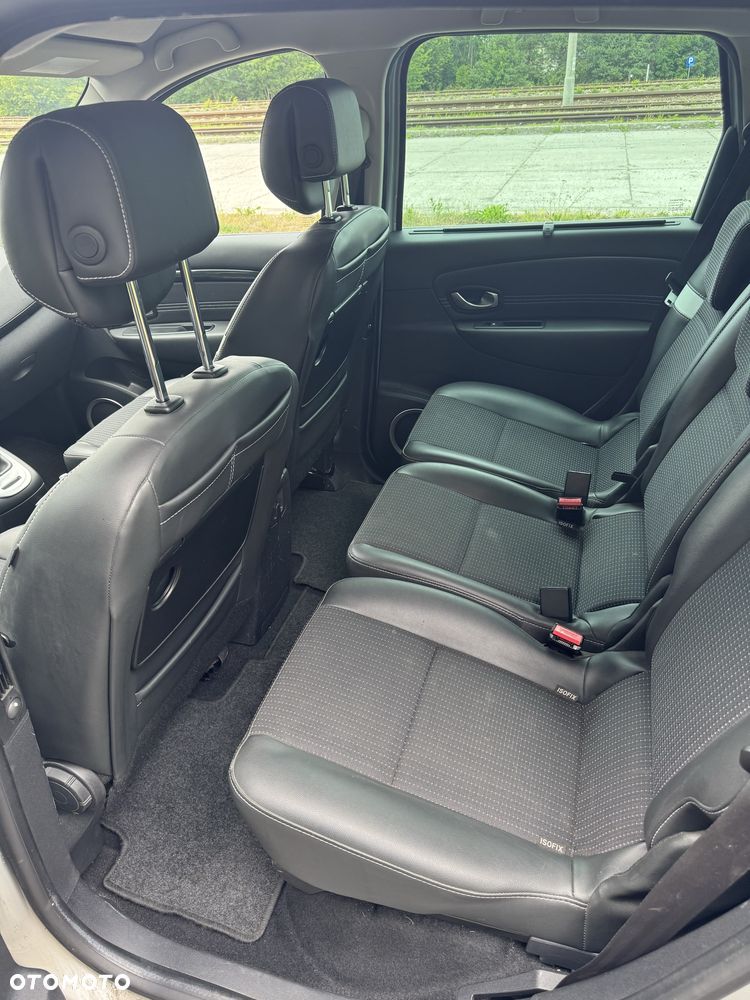 Renault Scenic - 5