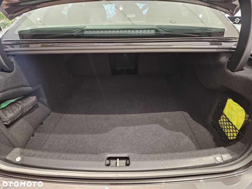Volvo S90 - 35