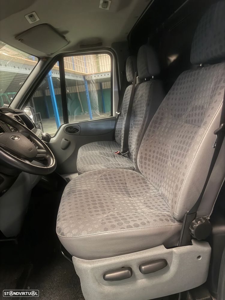 Ford TRANSIT 330L L4 2.2 140cv - 28