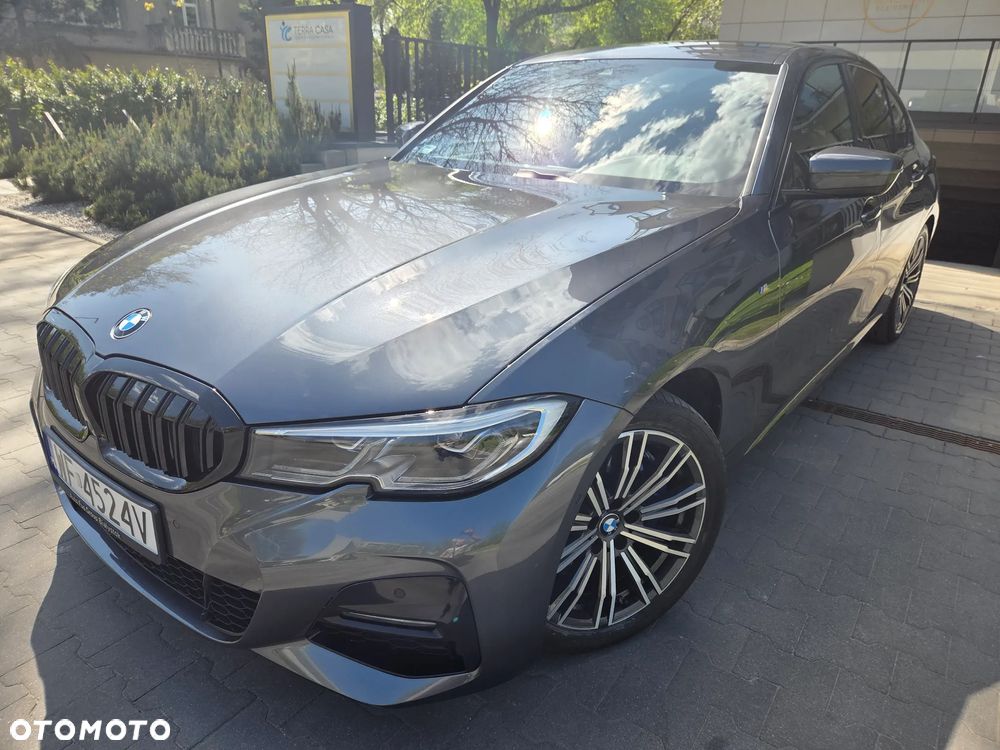 BMW Seria 3 330i xDrive M Sport sport - 3