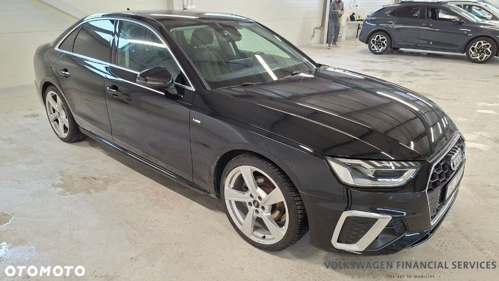 Audi A4 Limousine - 4