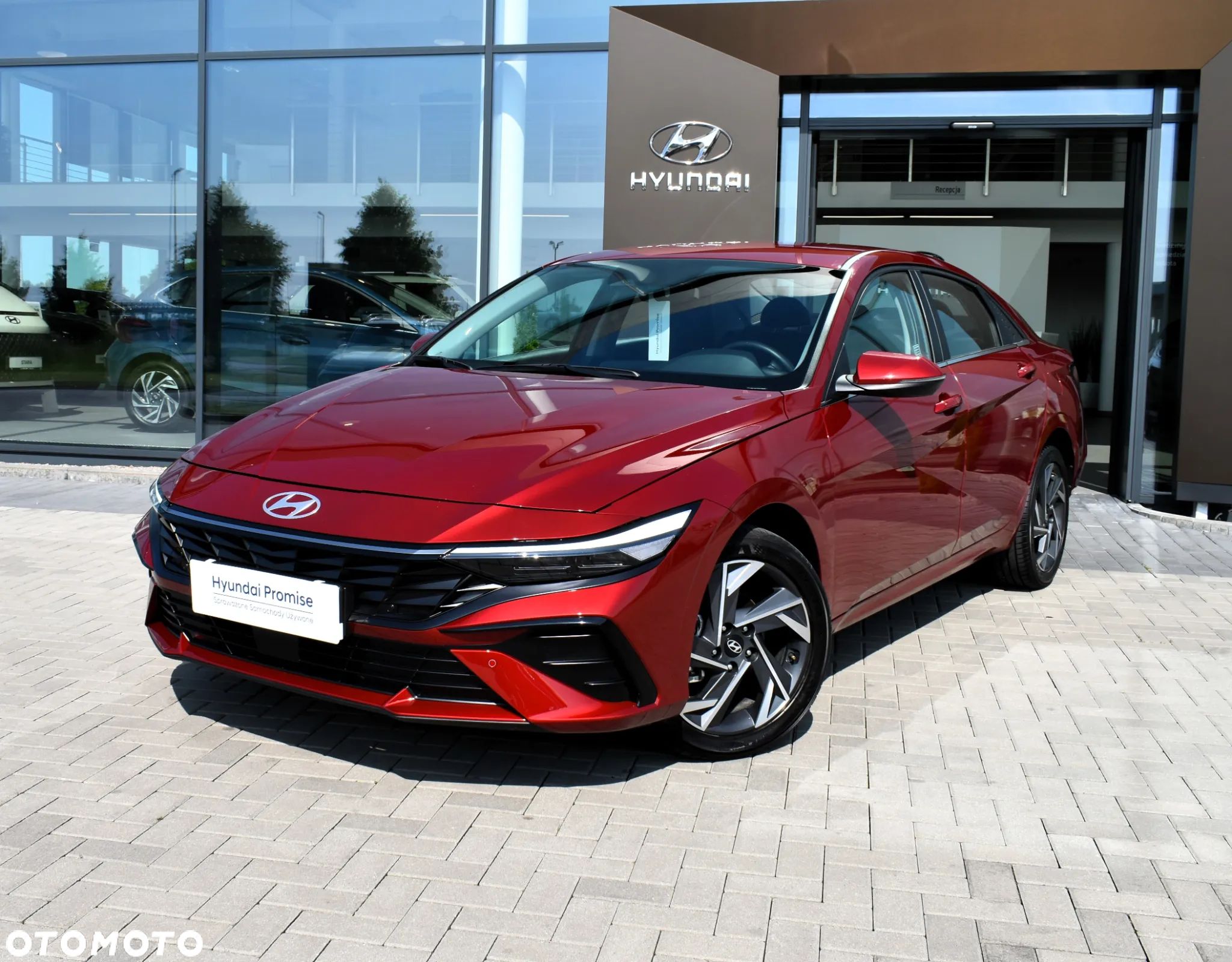 Hyundai Elantra 1.6 Executive CVT - 1
