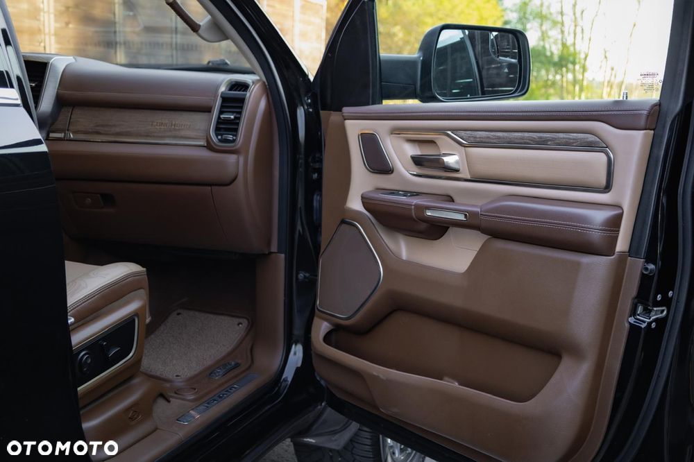RAM 1500 5.7 Crew Cab Longhorn - 32
