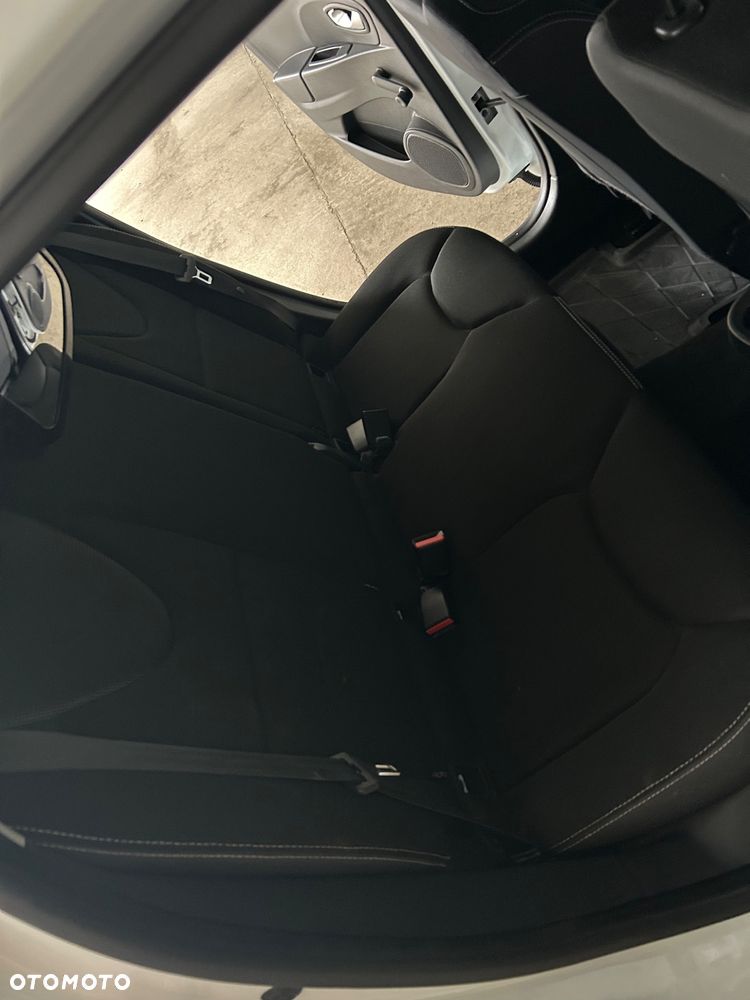 Renault Clio 0.9 TCe Winter Edition - 21