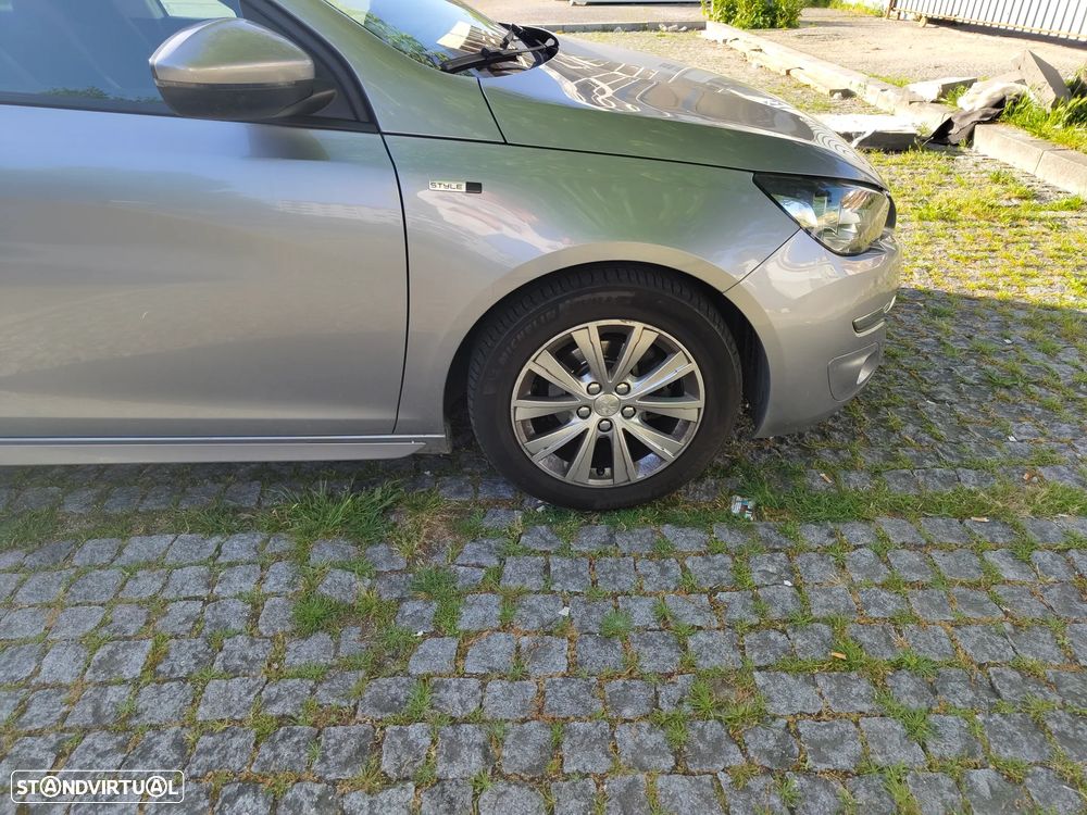 Peugeot 308 1.6 BlueHDi Style - 3