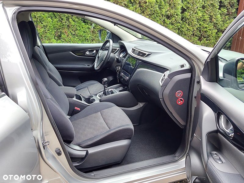 Nissan Qashqai 1.2 DIG-T Visia - 9