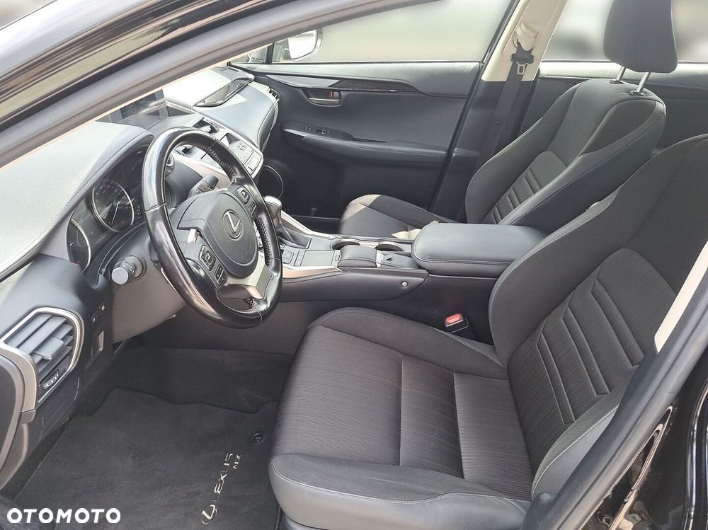 Lexus NX 300h Elegance 2WD - 10