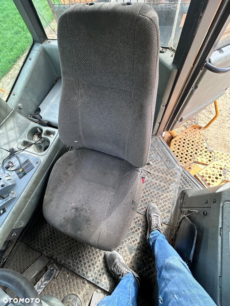 Volvo A25D - 11