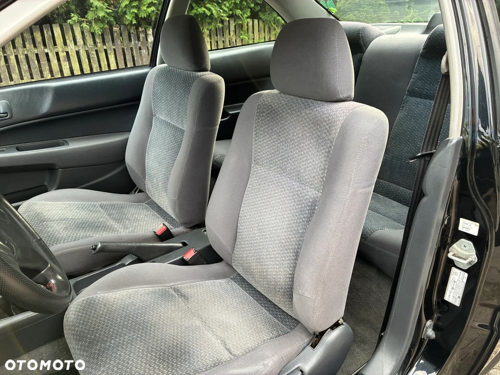 Honda Civic 1.8i VTI - 9